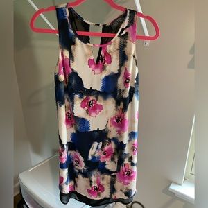 Sleeveless dress